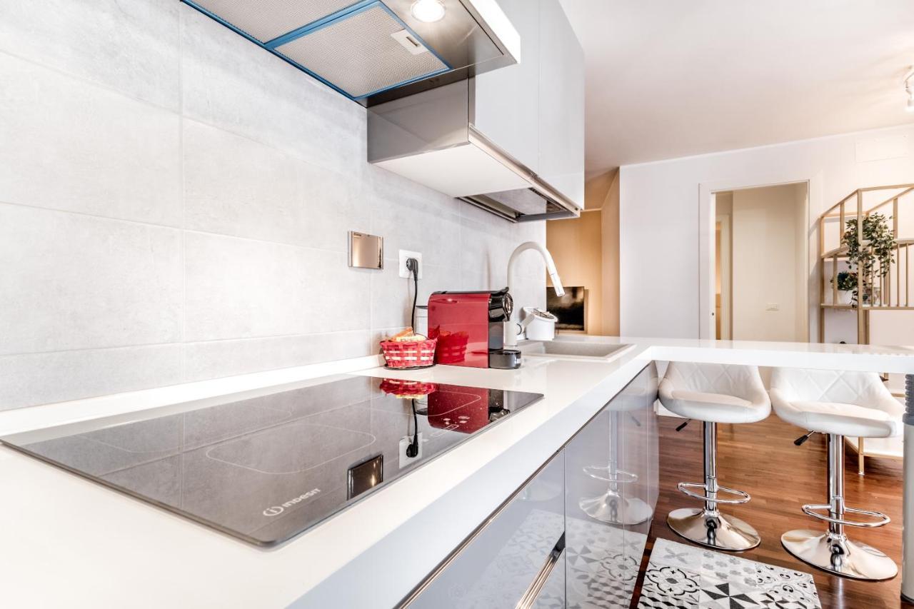 Bbhome Penthouse Bright And Elegant Metro Conca D'Oro Рим Экстерьер фото